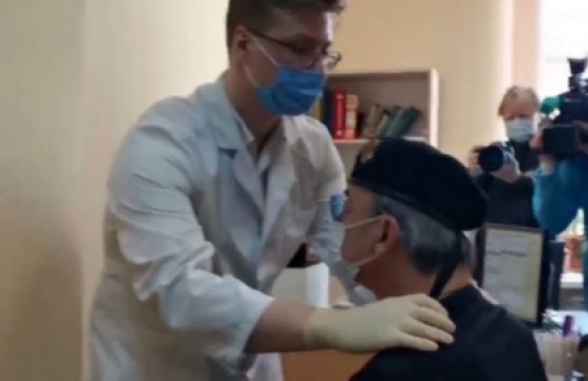 Դերասան Միխայիլ Բոյարսկին պատվաստման ժամանակ կորցրել է գիտակցությունը (տեսանյութ)